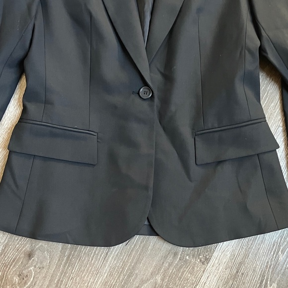 Theory Gabe One Button Stretch Wool Blazer - Picture 8 of 14